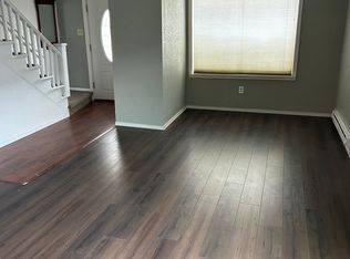 129 W Whitman St APT 1, Leavenworth, WA 98826