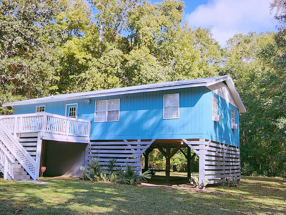 1st image of 866 Crawford Dr