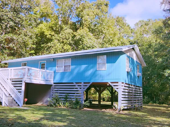 866 Crawford Dr, Edisto Island, SC 29438