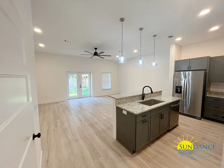 1747 Hopper St — Photo 7