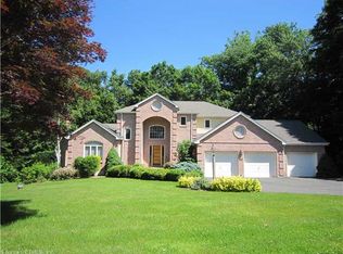 63 Southpond Rd, South Glastonbury, CT 06073