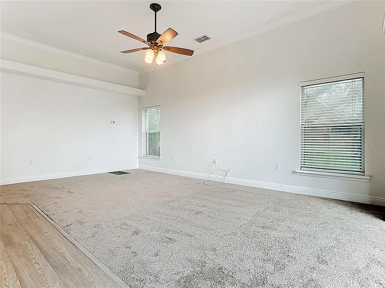 132 Orange Ave — Photo 5