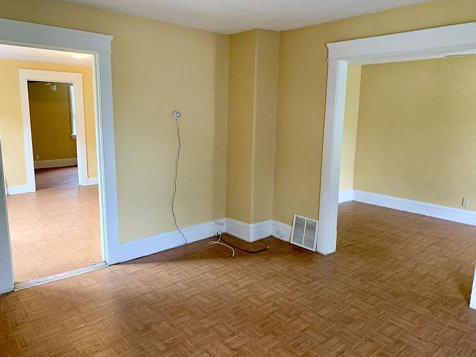1st image of 2936 E 117th St APT 2