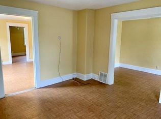 2936 E 117th St APT 2, Cleveland, OH