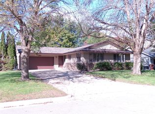 715 Pleasant Ct, Onalaska, WI 54650