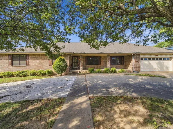 604 Chapman Ave, Tahlequah, OK 74464