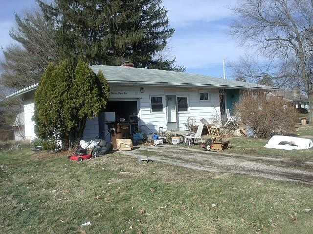1st image of 1385 N Court St