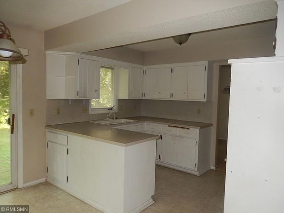 5th image of 13521 Bryant Ave S