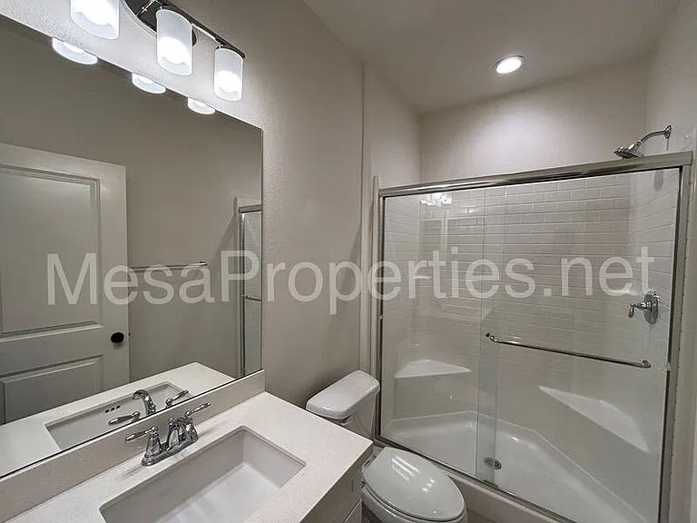 998 Rodeo Rd — Photo 18