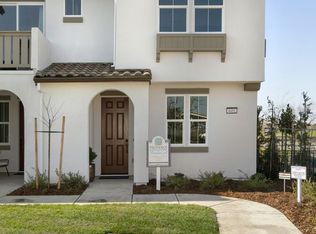 35 Advantage Ct, Sacramento, CA