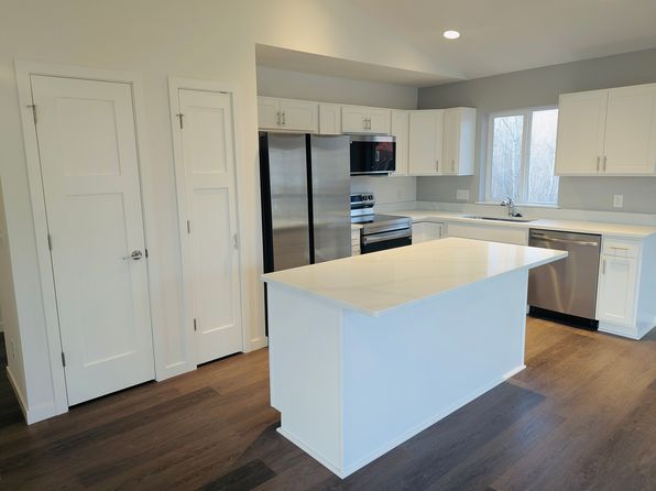 132-134 Chalet Dr #132