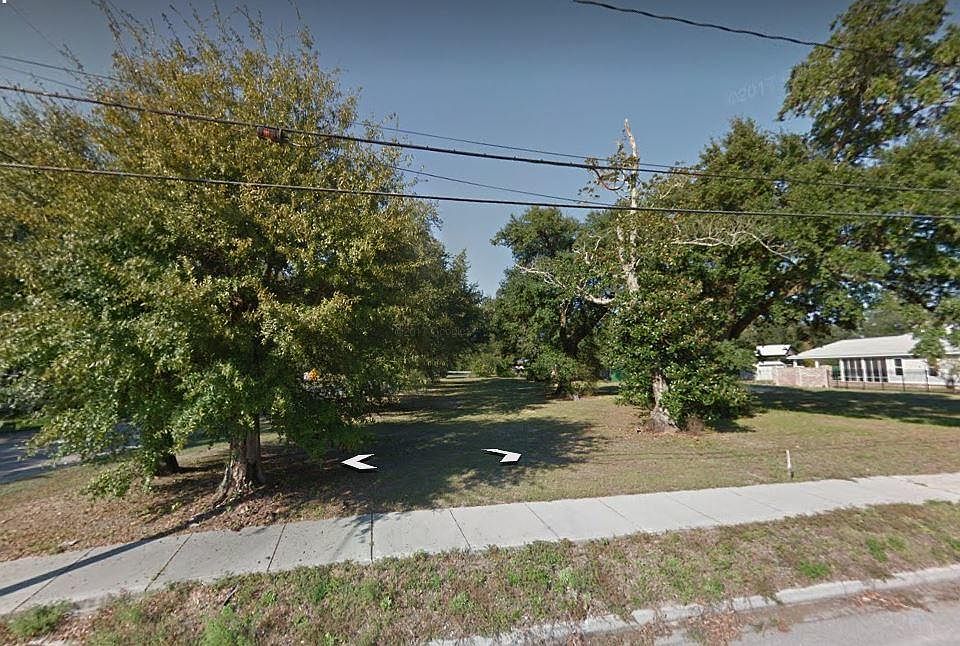 2nd image of 434 2nd St