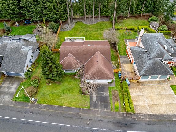 5th image of 901 SW Barrington Drive