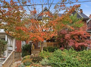 6 Sandford Ave, Toronto, ON M4L 2E7