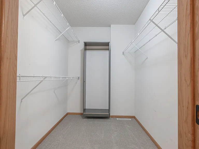 7071 Quarry Ave NE — Photo 10
