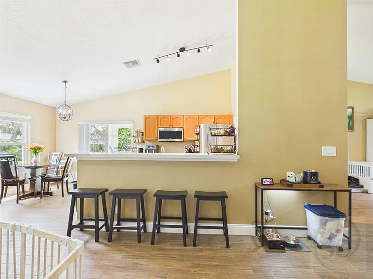 2265 SW Grosspoint St — Photo 9