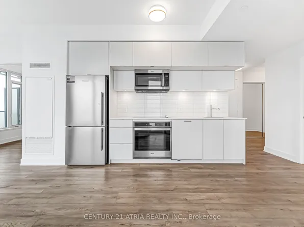 575 Bloor St E #3308, Toronto, ON M4W 0B2