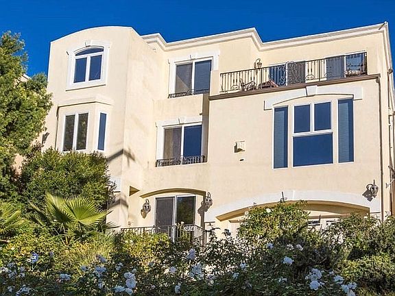 2nd image of 5234 Calatrana Dr