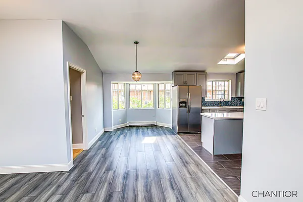 Sold by Chantior Real Estate LLC | media 16