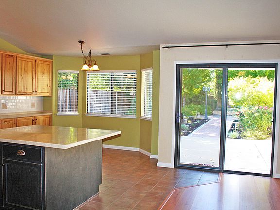 4th image of 4604 Odessa Ct