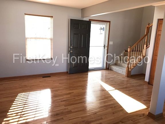 2nd image of 1606 Wintercrest Ln