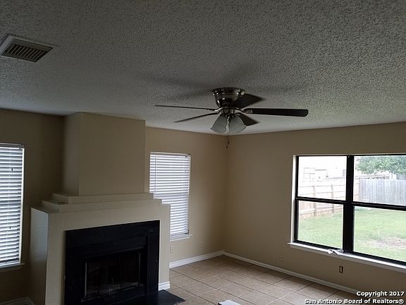 5th image of 6426 Beech Trail Dr