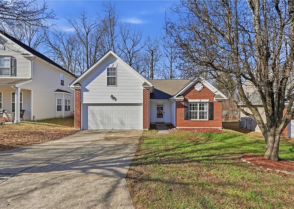 1st image of 2165 Cliffvale Dr