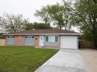 15 Bode Rd, Hoffman Estates, IL 60169