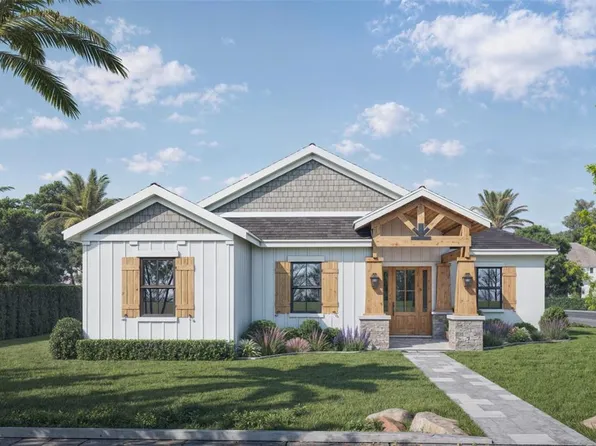 671 James Moore Dr, Mount Dora, FL 32757