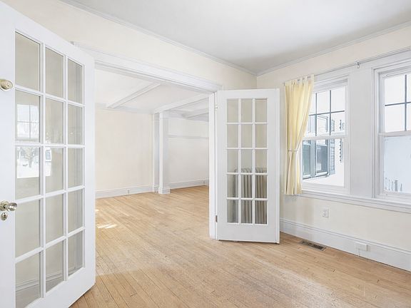 4th image of 7-9 Clyde Rd #1