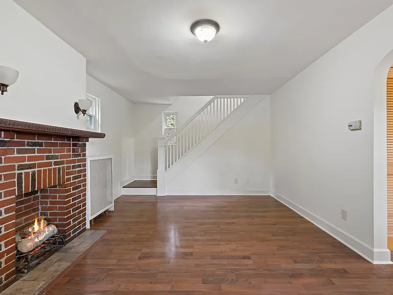 6 Wilkins Rd — Photo 7