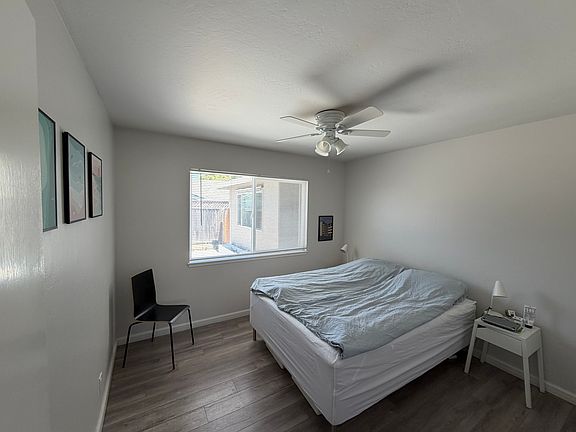 5th image of 974 Desert Isle Dr #974