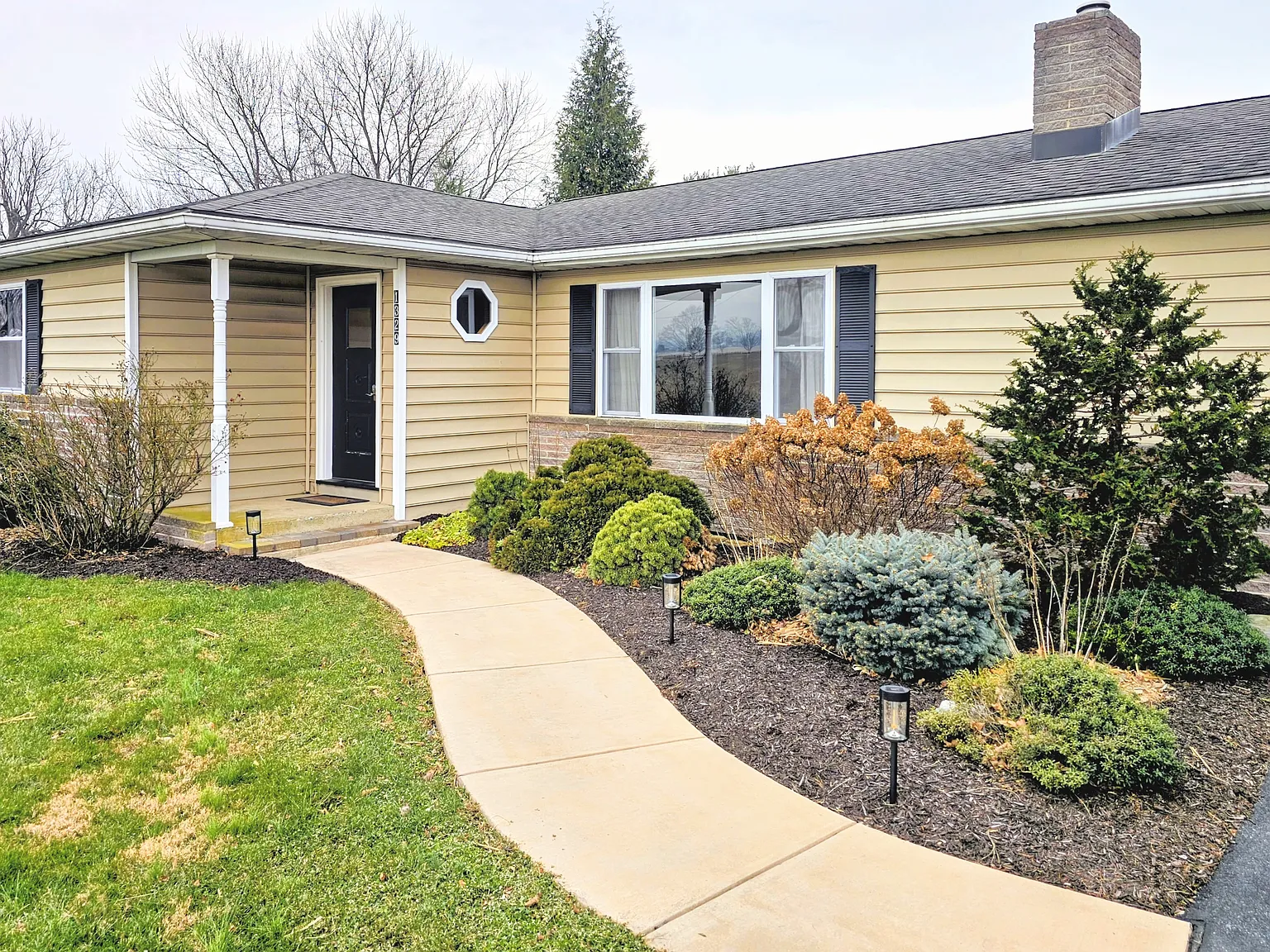 3 bed, 1603 sqft, $2,495 — Photo 3