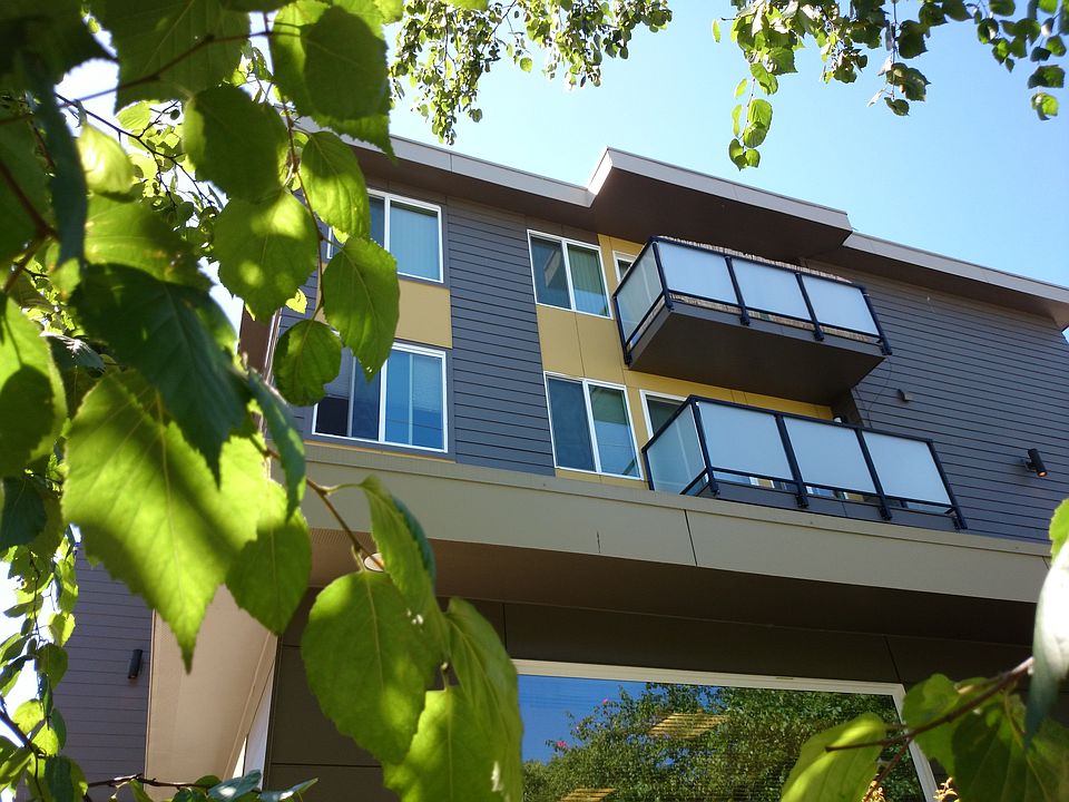 1st image of 2405 NW 65th St APT 402