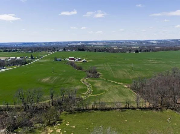 Moreland Rd, Wooster, OH 44691