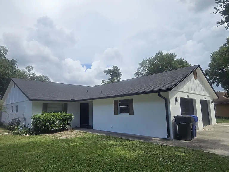 818 Sleepy Harbour Dr — Photo 3