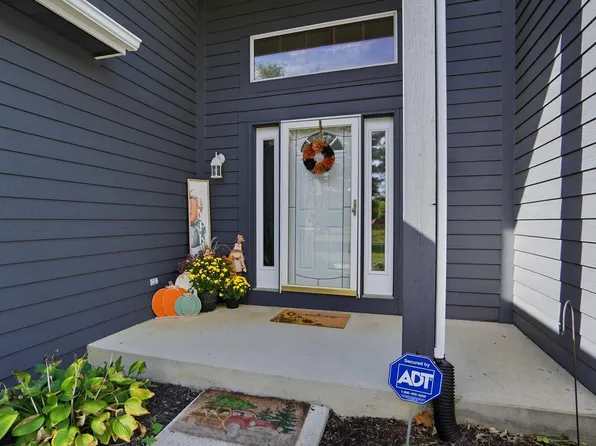 611 Big Valley Ct, Huntertown, IN 46748