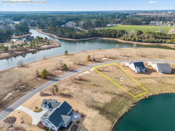 147 Sycamore Lakes Drive, Wallace, NC 28466