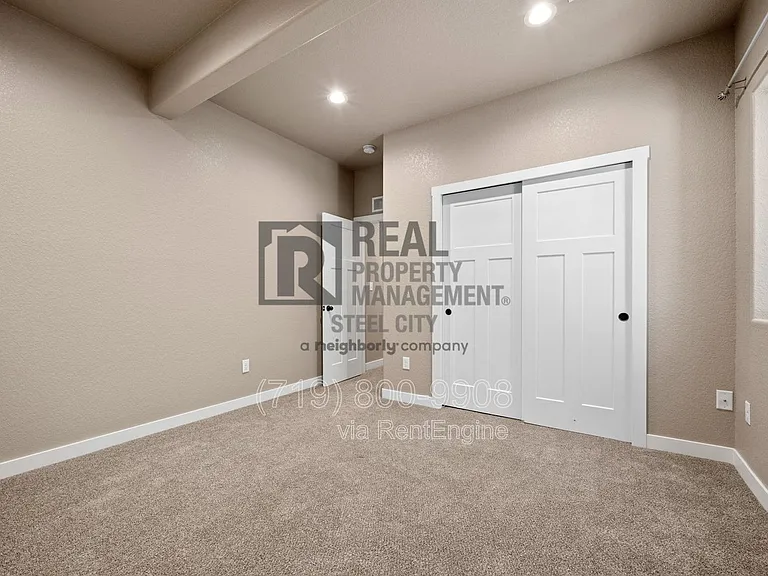 1886 E Jerrian Ln — Photo 33