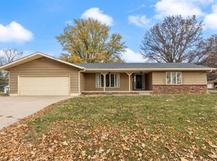 605 Sherwood Dr, Tabor, IA 51653