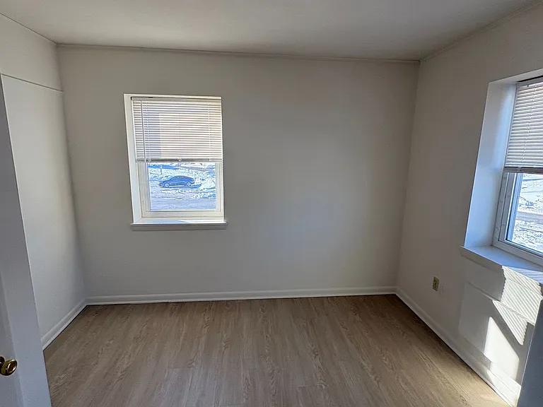 Charlotte Place Apartments — Photo 14
