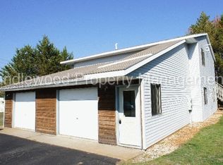 3573 Page Dr, Plover, WI 54467