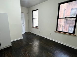 221 E 35th St #3E, New York, NY 10016