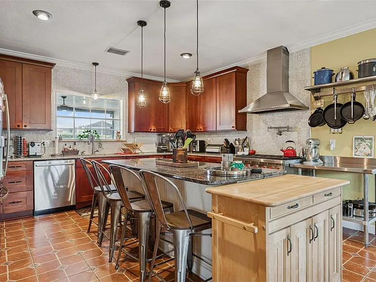 2603 N Ridgewood Ave — Photo 12