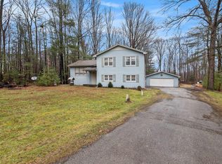 3108 Negaunee Trl, North Street, MI 48049