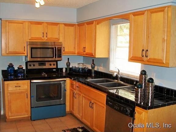 5th image of 4165 NE 29th Ct