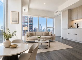 609 Sherbourne St #3802, Toronto, ON M4X0A4