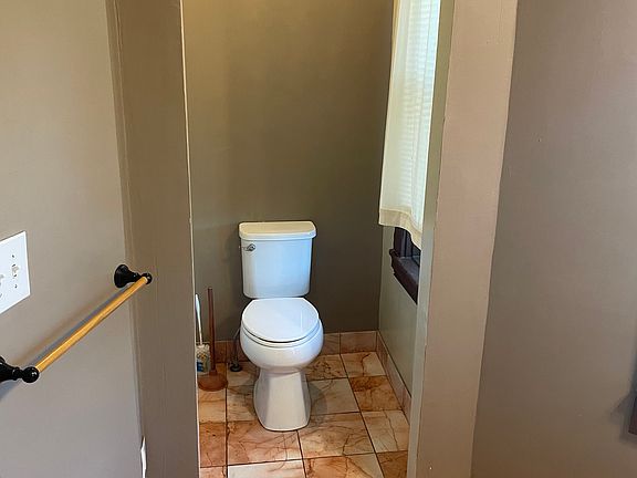 3rd image of 1840 W 58th St APT 1