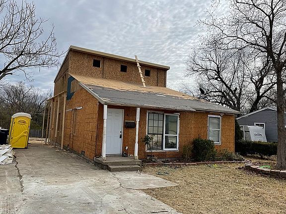 3rd image of 1000 Cuero Dr