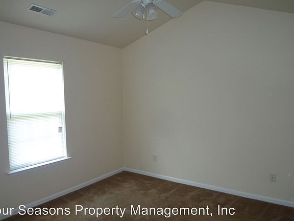 5th image of 5530 Windy Valley Dr
